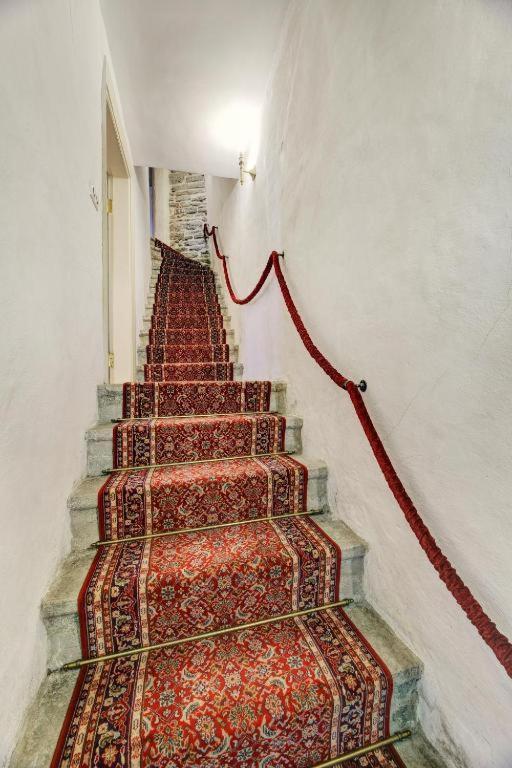 Апартаменты Cozy Old Town Historic House Таллин
